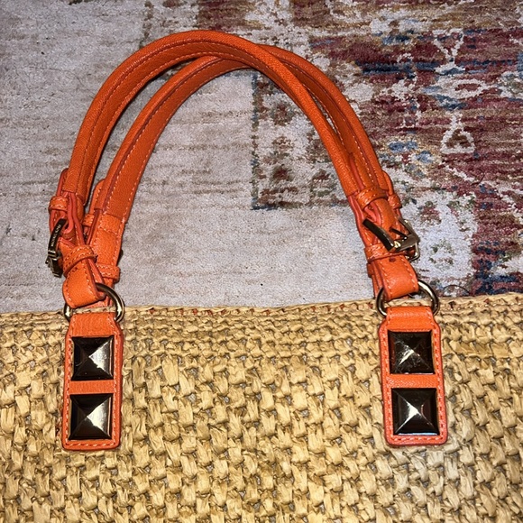 Michael Kors Santorini Large Basket Tote - Picture 3 of 11